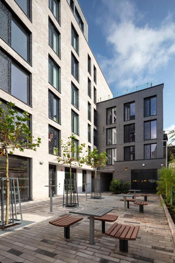 Coleman Court Summer Accommodation Корк Экстерьер фото