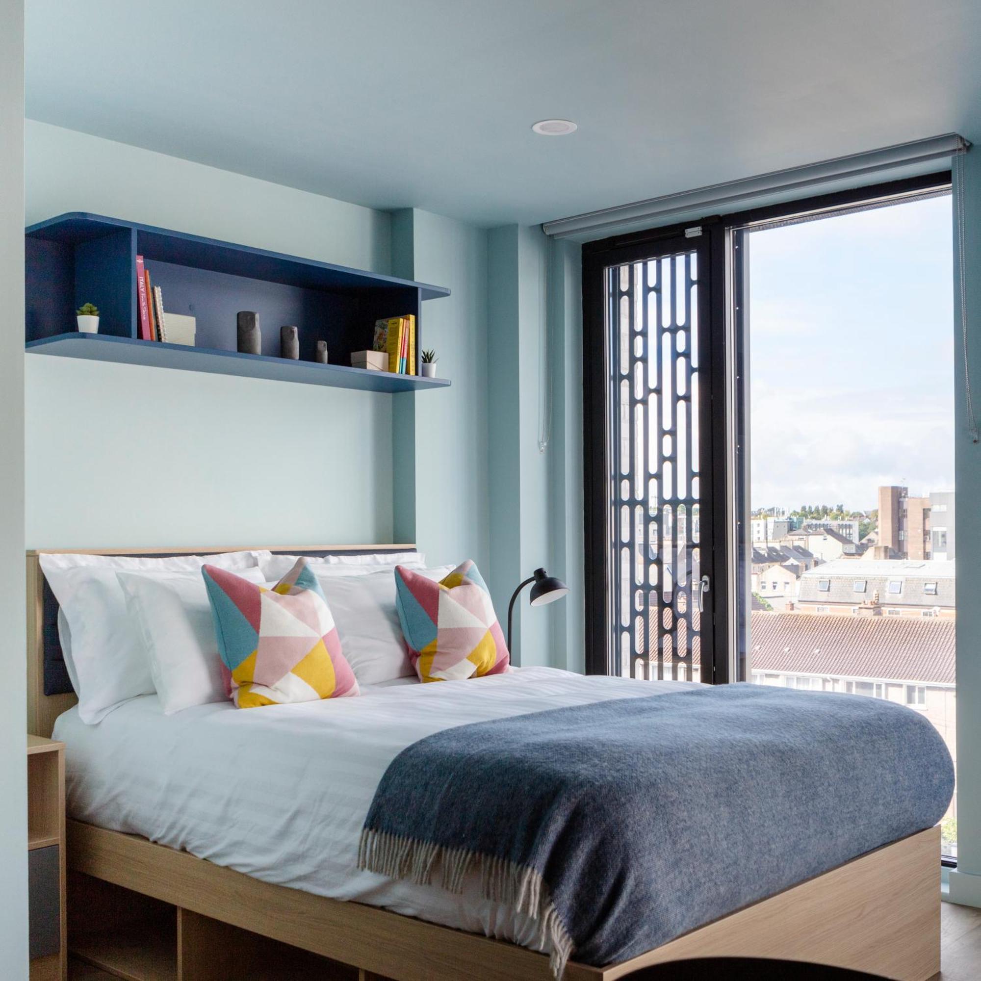 Coleman Court Summer Accommodation Корк Экстерьер фото